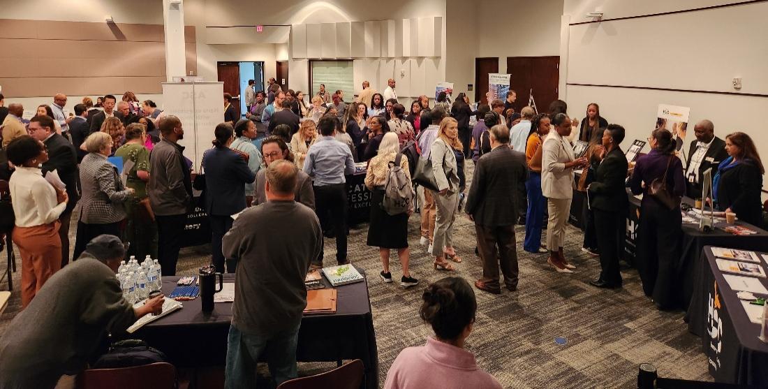 Job seekers attend the HCC Faculty Career Fair at the HCC Southwest College’s West Loop Campus.